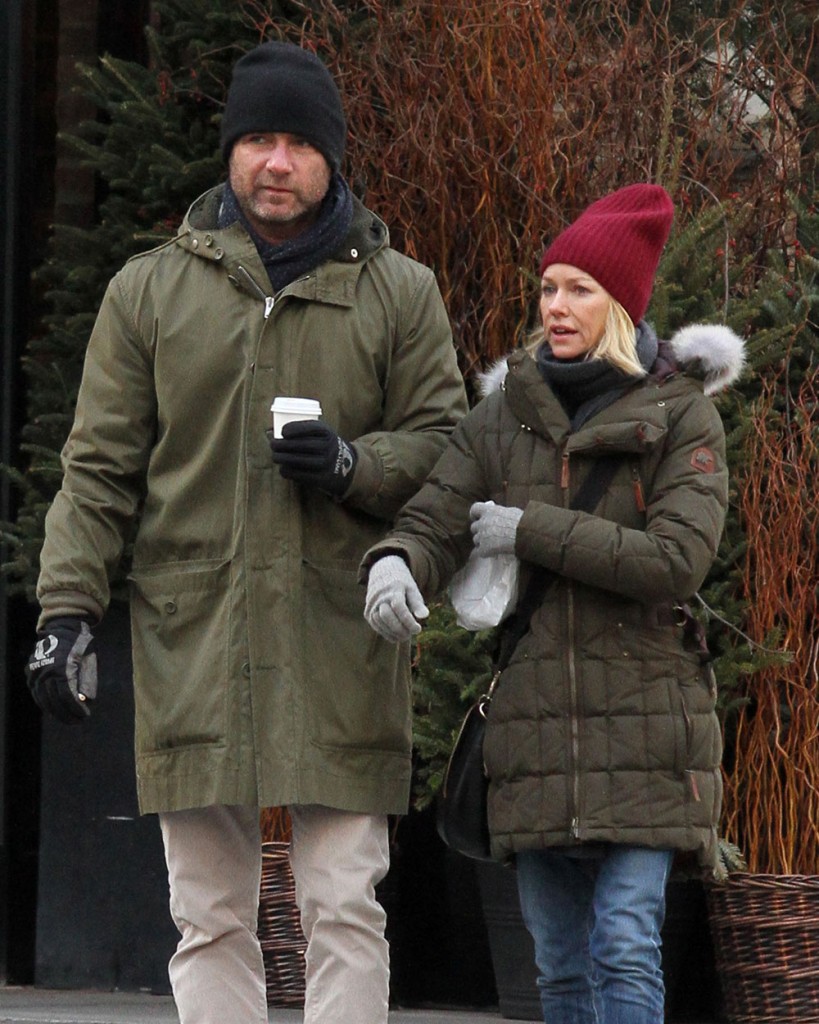 Liev Schreiber & Naomi Watts Fight The Cold In NYC
