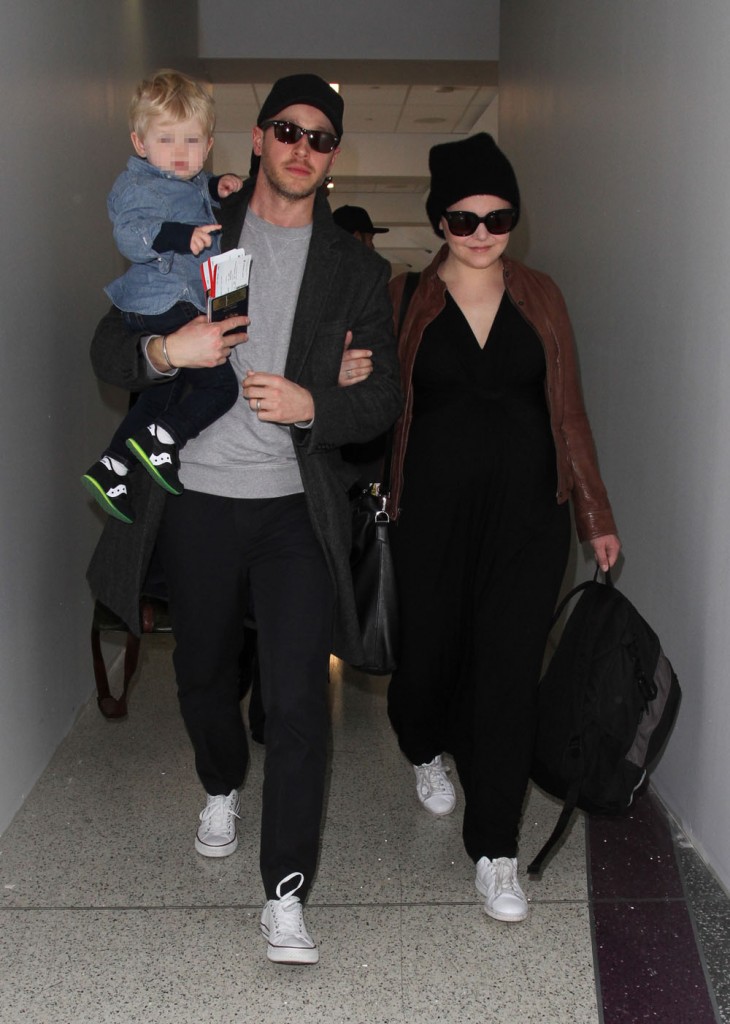 Ginnifer Goodwin and family arrive at LAX
