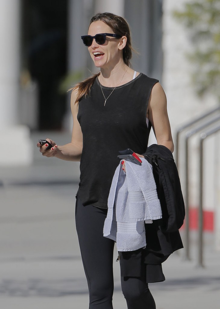Jennifer Garner Gets Her Workout In