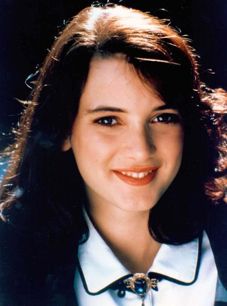 Winona Ryder (as Veronica Sawyer)