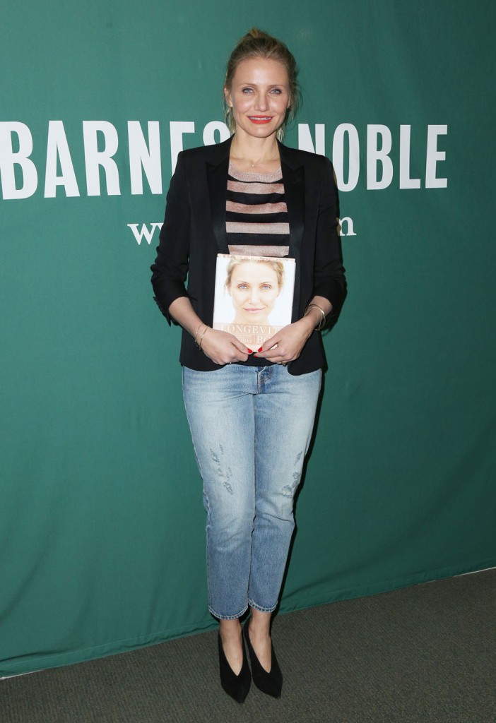 Cameron Diaz Signs Copies Of Her Book In NYC