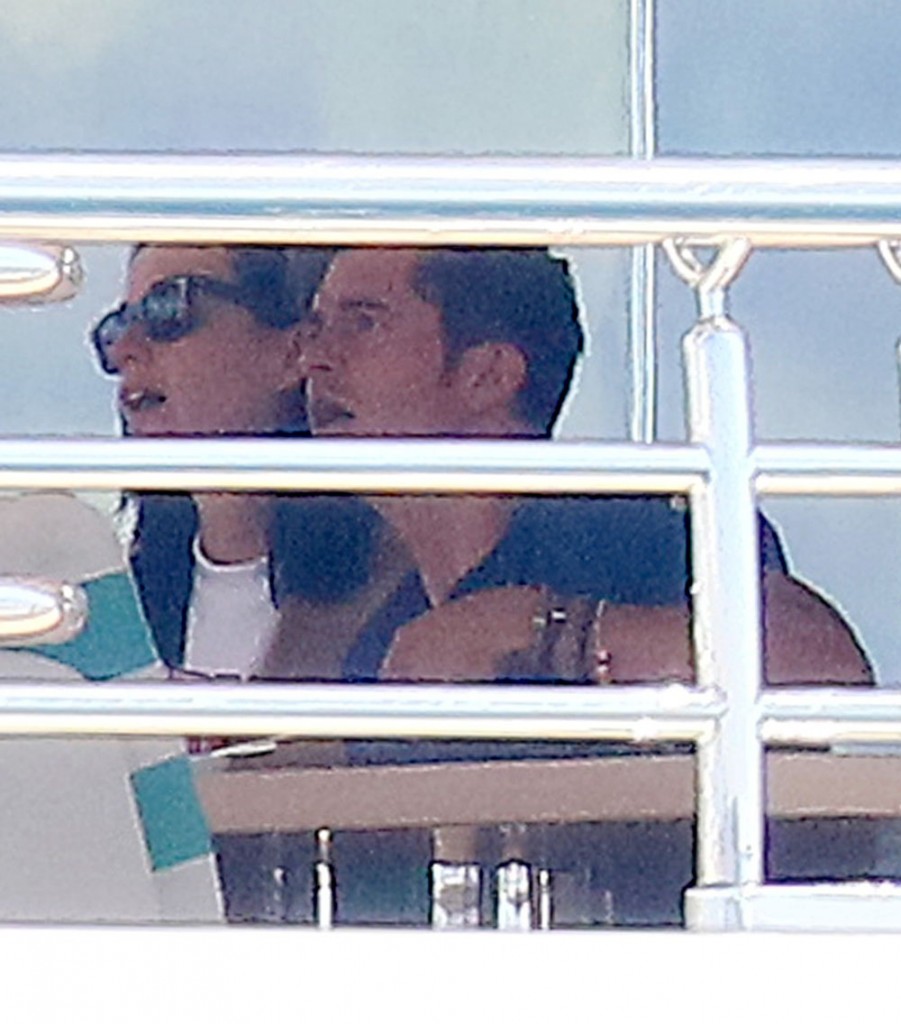 Orlando Bloom & Katy Perry Relax On A Yacht