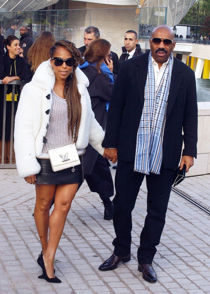 Paris Fashion Week SS16 - Louis Vuitton - Outside Arrivals