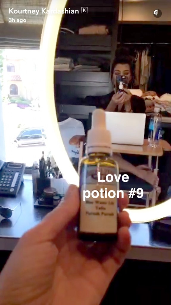 kourtney-kardashian-love-potion-zoom-044be270-99cf-4c82-a60d-b63829c56805