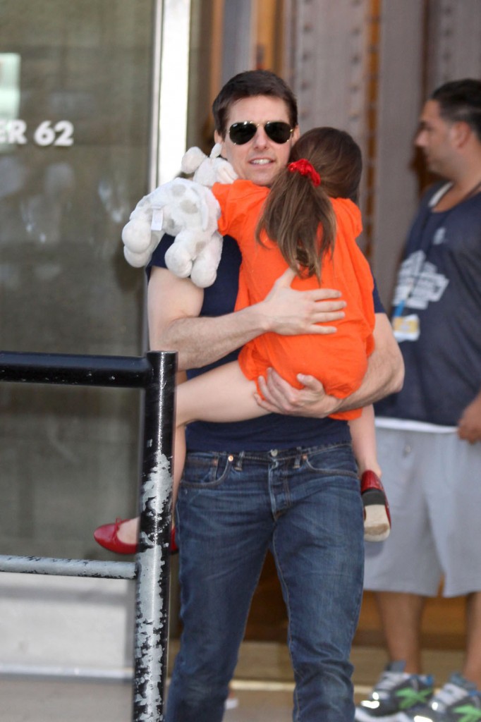 Tom Cruise and daughter Suri