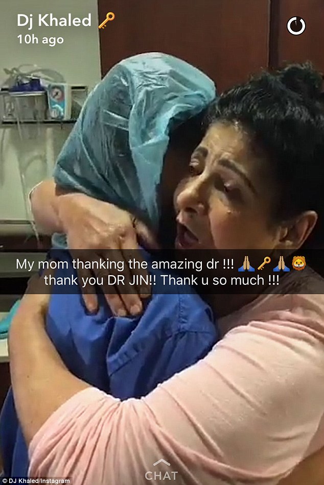 39A5095900000578-3864586-Thankful_Khaled_thanked_the_medical_team_for_all_their_help_and_-a-26_1477254679310