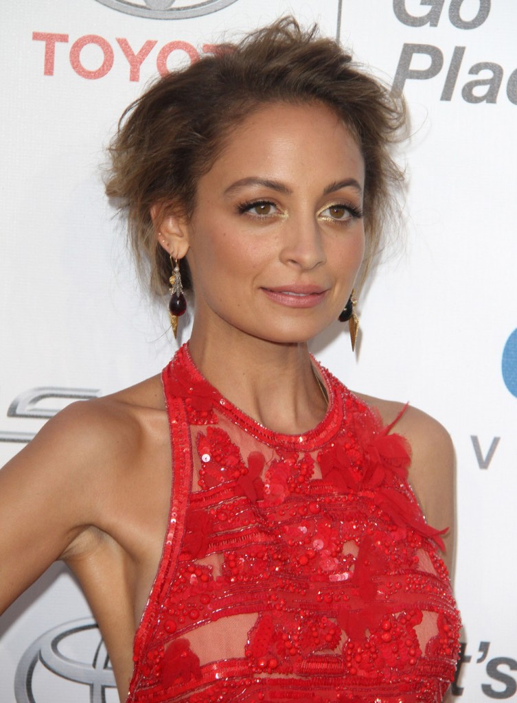 Nicole Richie at the 26th Annual EMA Awards in LA