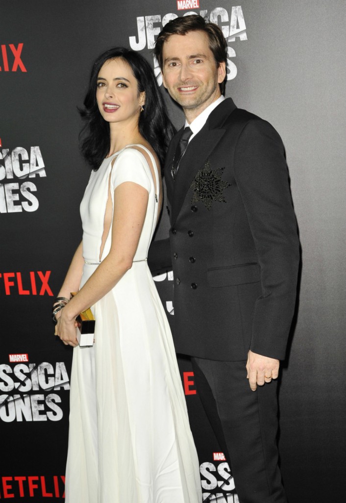 FFN_SCP_JessicaJones_Prem_111715_51911368