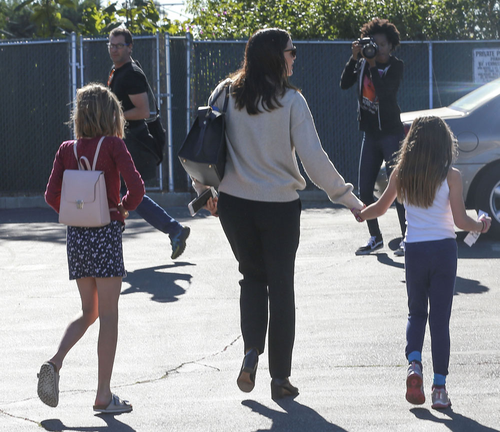 Jennifer Garner & Ben Affleck Attend Church With Their Children