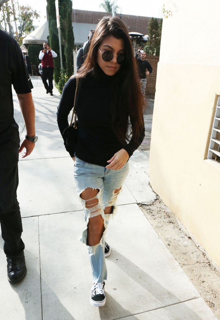 Kourtney Kardashian, Scott Disick, & Their Daughter Penelope Lunches In Beverly Hills