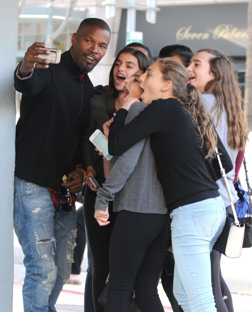 Jamie Foxx Out With A Female Friend In Beverly Hills