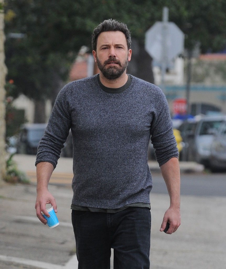 FFN_BOAZ_GARNER_AFFLECK_12112016_52254648