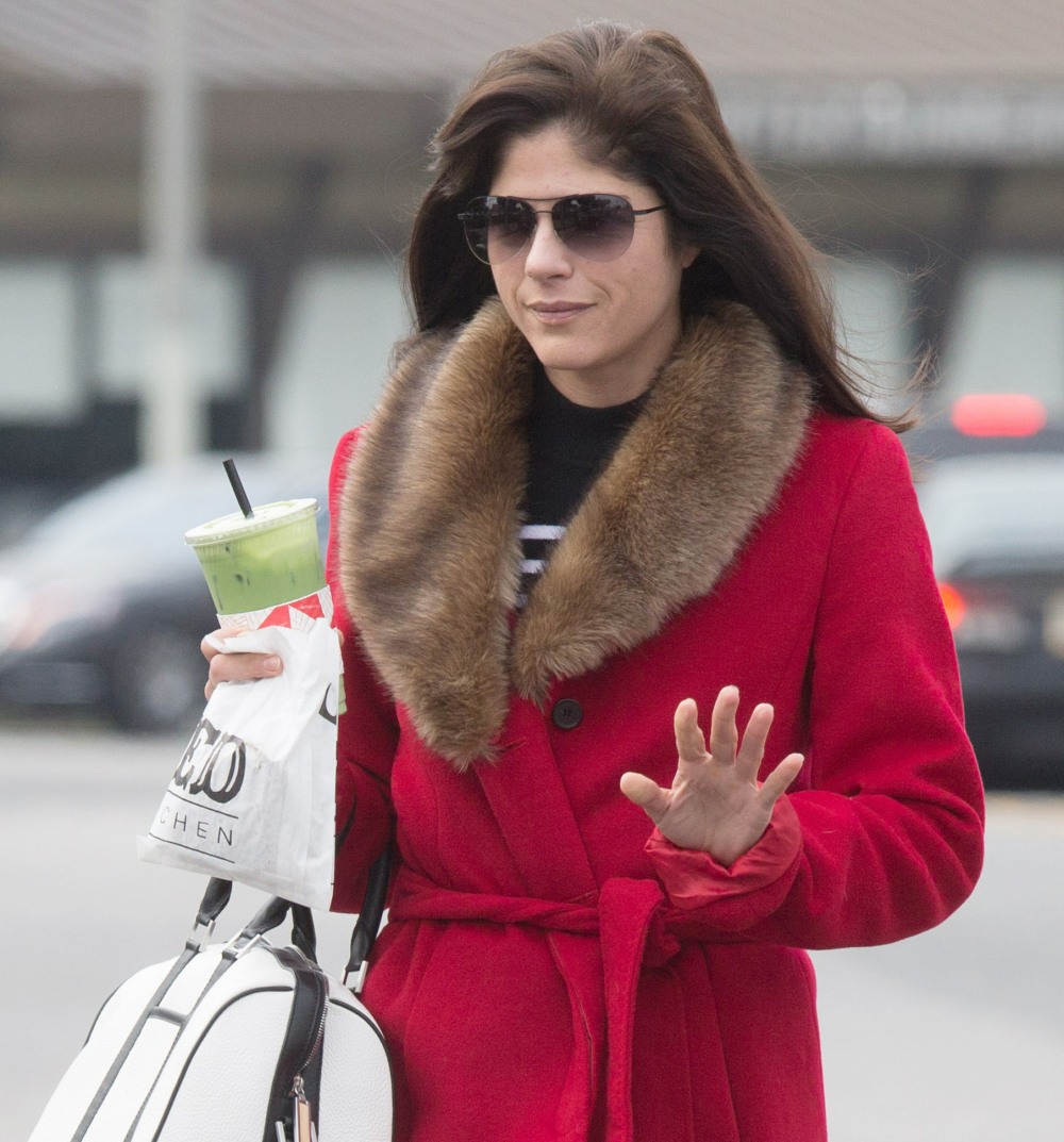 Selma Blair Grabs Coffee In Los Angeles