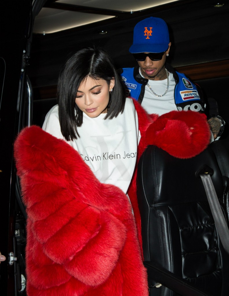 FFN_BOA_Jenner_Kylie_021417_52315903