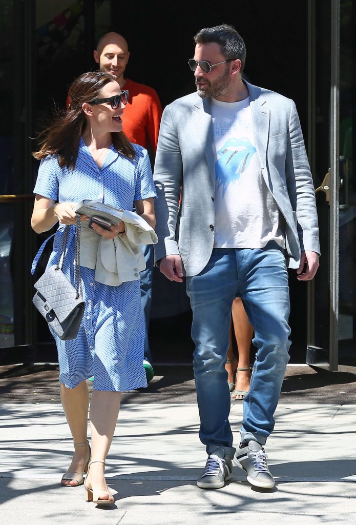 Ben Affleck & Jennifer Garner Head To Church On Easter Sunday