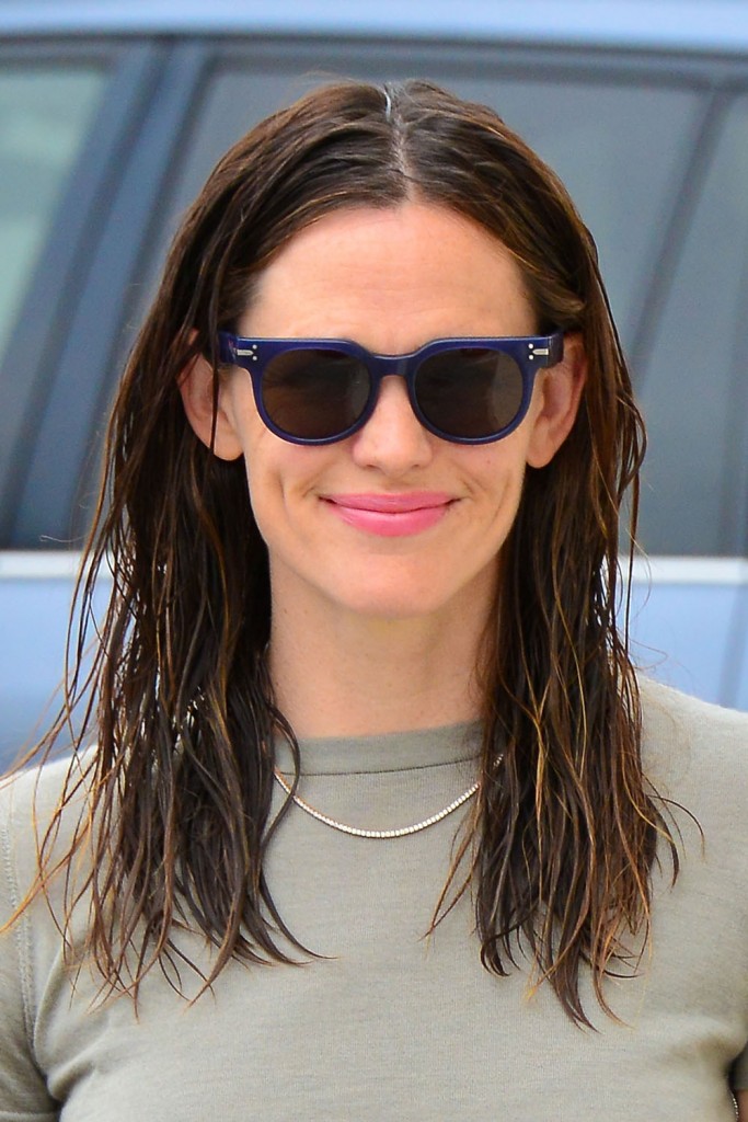 Jennifer Garner arriving for Church Service