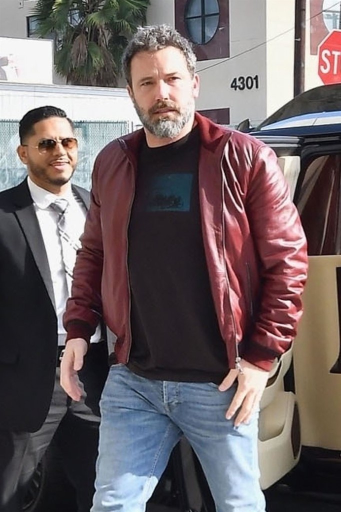 Ben Affleck arrives for his morning rehab session