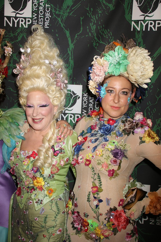 Bette Midler's 2017 Hulaween event