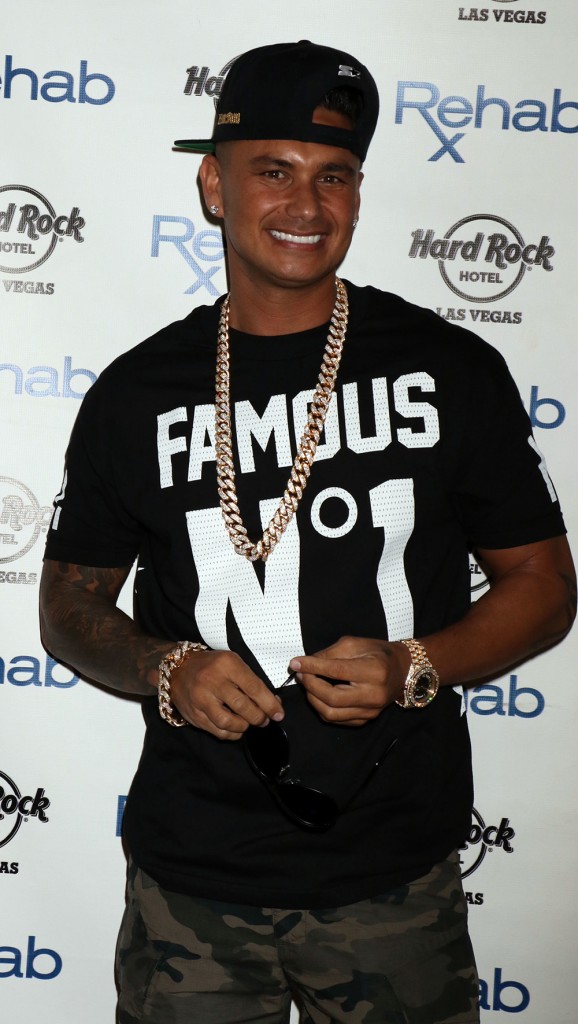 Pauly D at REHAB at The Hard Rock