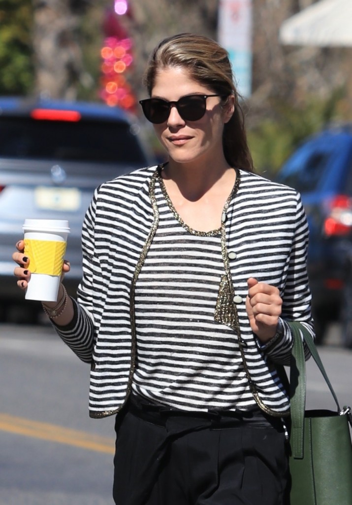 Selma Blair picks up a coffee from Joan's on Third cafe