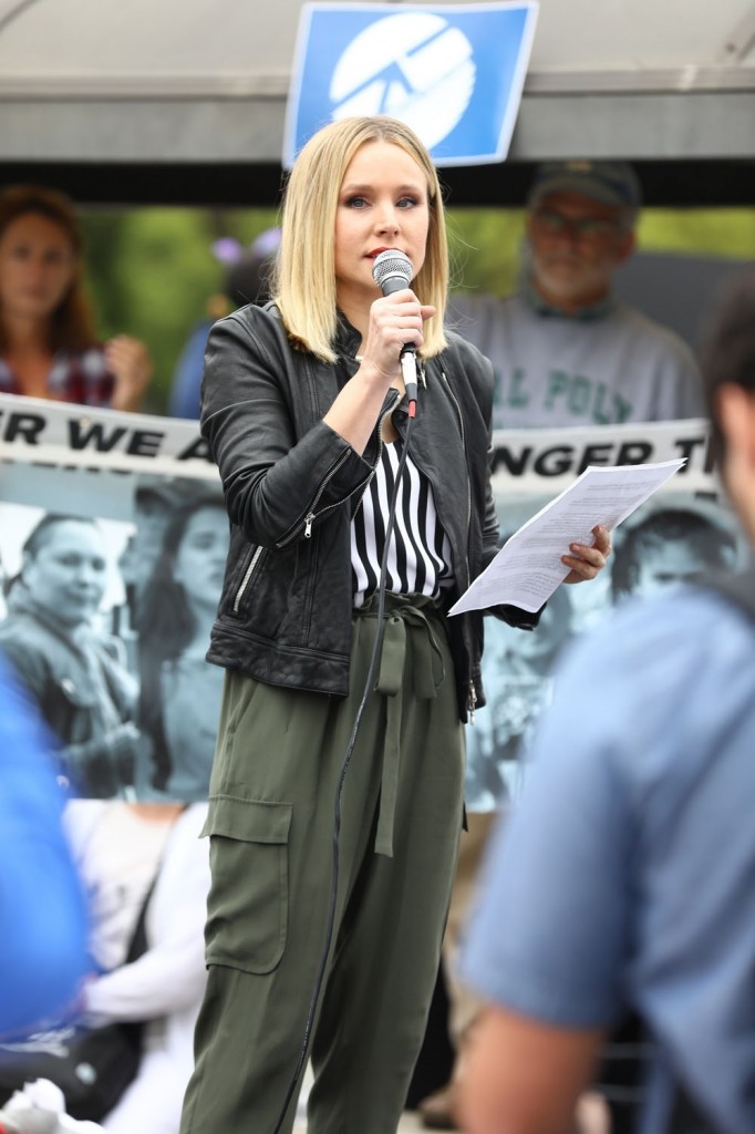 Kristen Bell makes powerful speech at the Keep Families Together Rally and Toy Drive