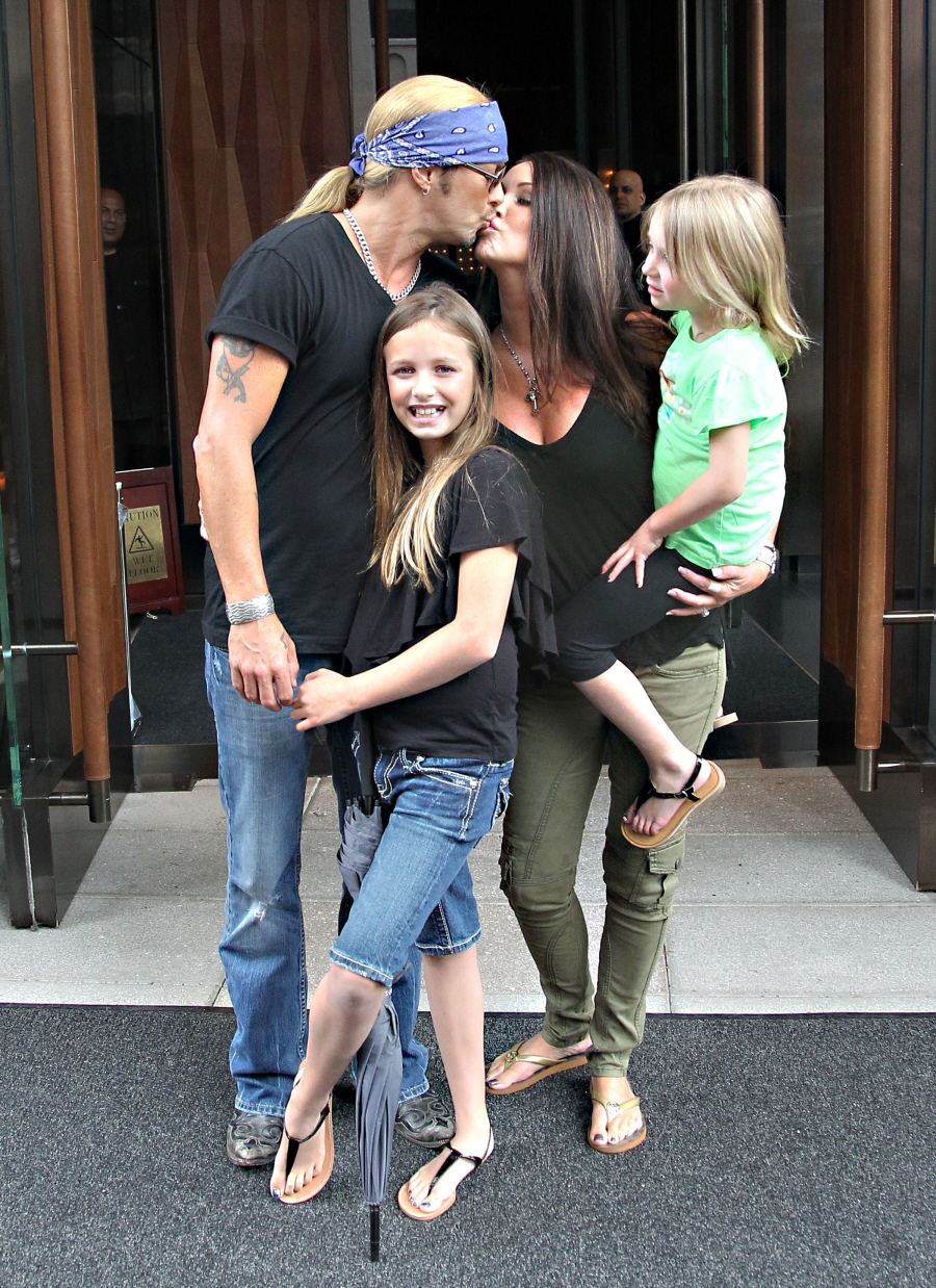 Bret Michaels is engaged to girlfriend Kristi Lynn Gibson (update: denied) ...