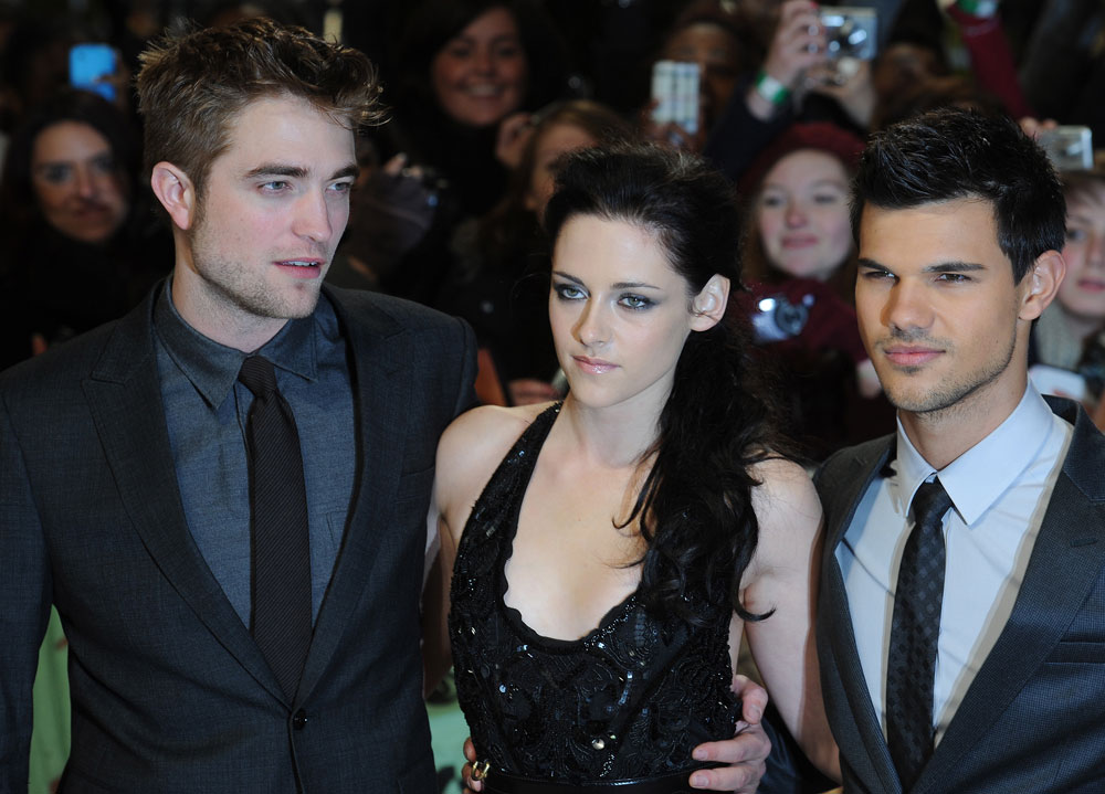 Did Robert Pattinson break up with Kristen Stewart right before the BD prem...