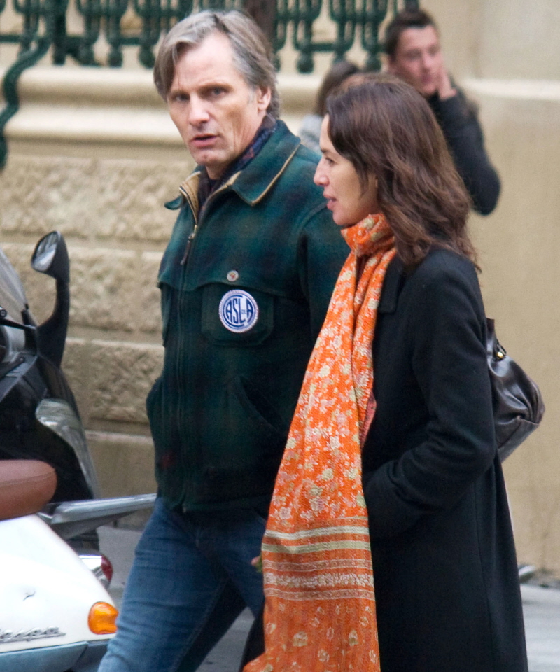 Viggo Mortensen is still with his homewrecked girlfriend Ariadna Gil, in Sp...