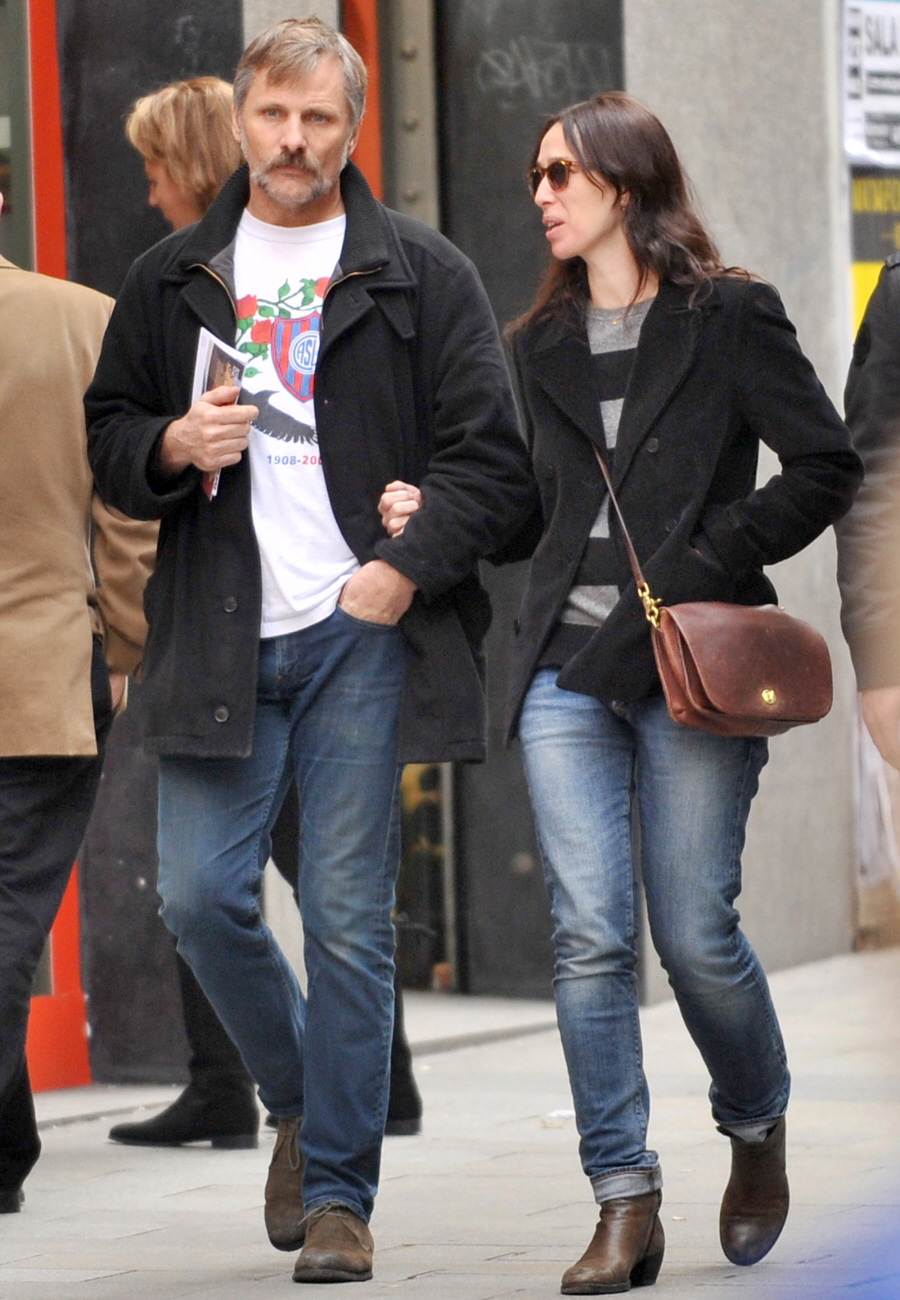 Viggo Mortensen spends time in Madrid with his girlfriend: would you still ...