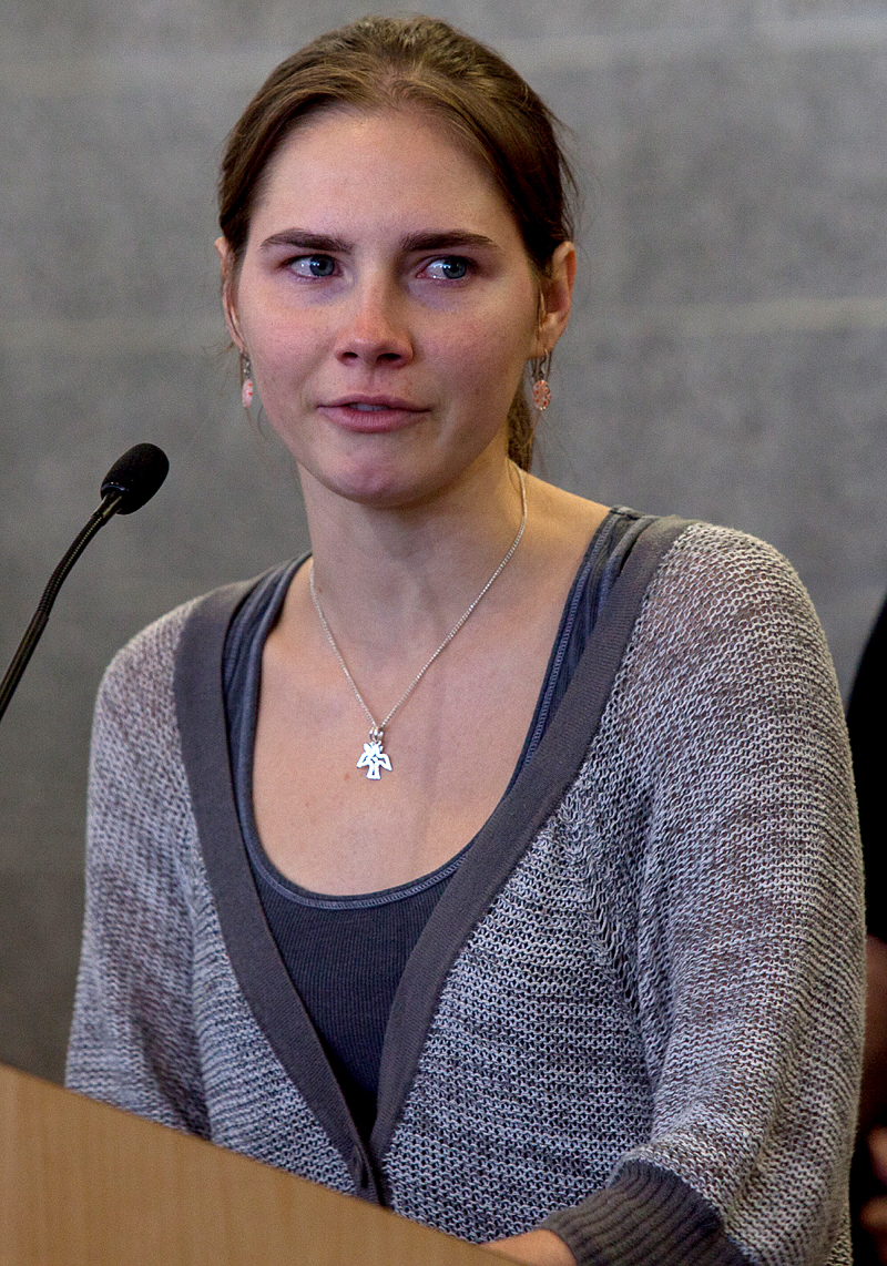 Amanda Knoxâ€™s acquittal overturned by Italian court, she will be retried fo...