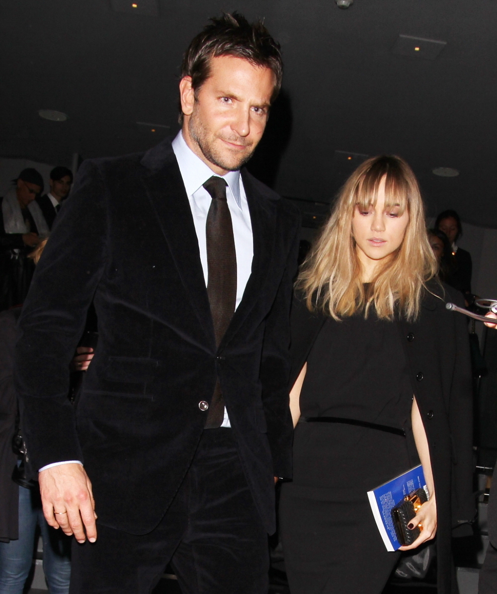 Купер расстался. Брэдли Купер жена. Bradley Cooper Suki Waterhouse. Брэдли Купер фото с женой. Сьюки Уотерхаус и Бредли Купер.