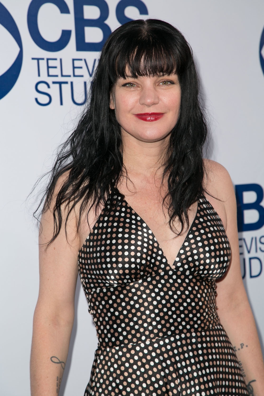 Cele bitchy Pauley Perrette had a horrible reaction to her r