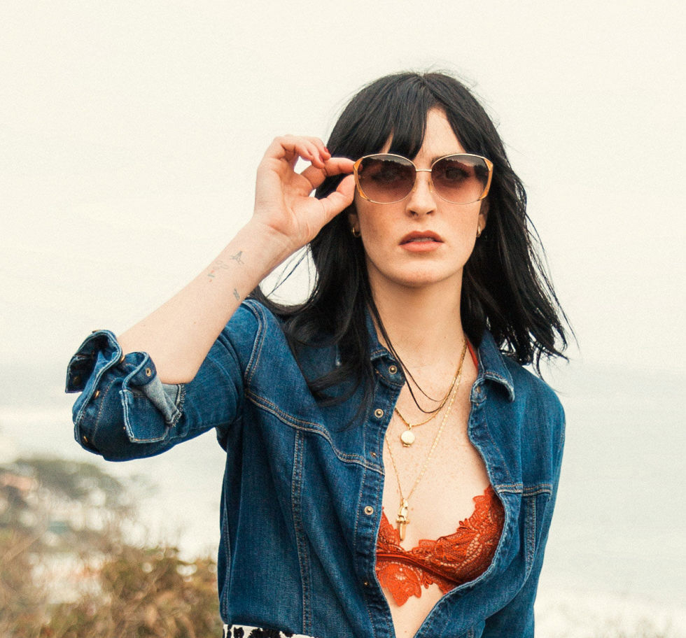 Aliana Lohan, Western emo singer: 'I’ve never done therapy in my entir...