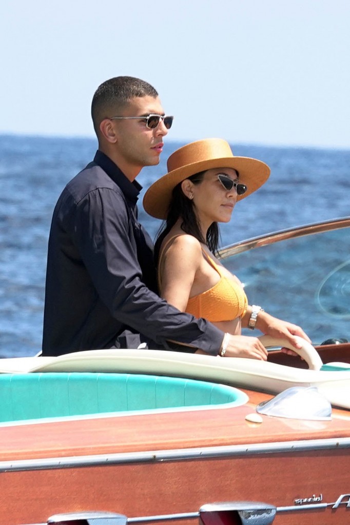 Kourtney Kardashian and her boyfriend Younes Bendjima are picture perfect in Capri!