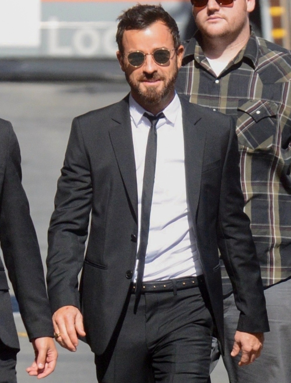 A dapper Justin Theroux looks arrives for his appearance on 'Jimmy Kimmel Live!'