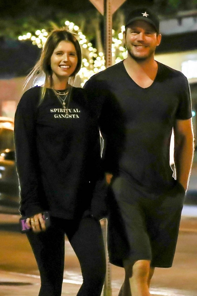 Chris Pratt and Katherine Schwarzenegger are smitten after a date night at R+D Kitchen