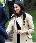 Prince Harry and Meghan Markle meet crowds at the Melbourne Botanical Gardens