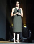 Pregnant Meghan Markle delivers a speech during the closing ceremony of the Invictus Games 2018