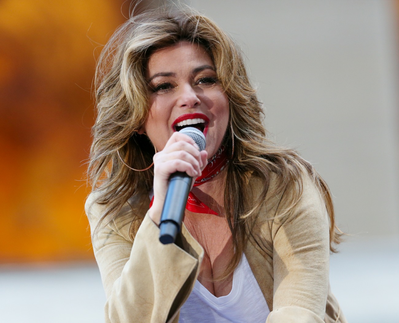 Shania Twain performing on the Today Show