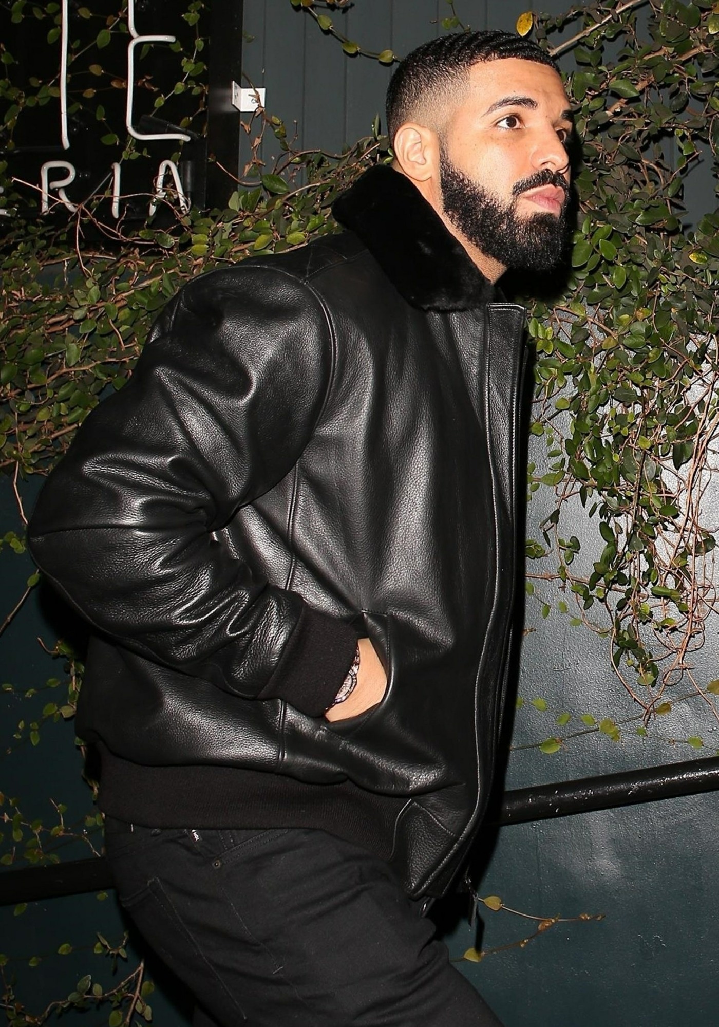 Drake celebrates another sold out Aubrey & the Three Migos show at Poppy