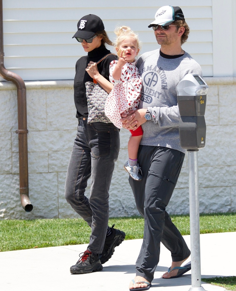 Bradley Cooper and Irina Shayk take their  daughter out for ice cream in Brentwood