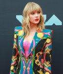 Taylor Swift at arrivals for 2019 MTV Vi...