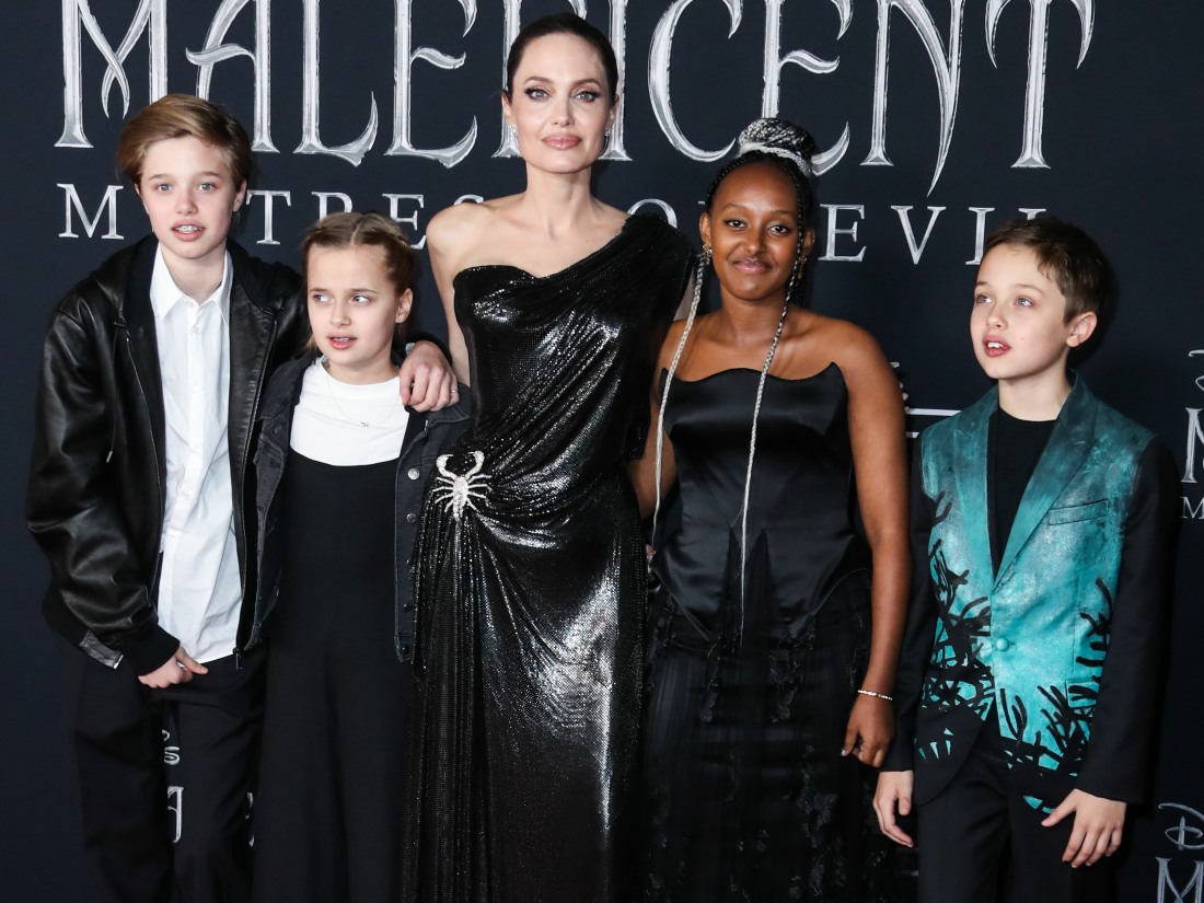 Shiloh Nouvel Jolie-Pitt, Vivienne Marcheline Jolie-Pitt, Angelina Jolie, Zahara Marley Jolie-Pitt and Knox Leon Jolie-Pitt arrive at the World Premiere Of Disney's 'Maleficent: Mistress Of Evil' held at the El Capitan Theatre on September 30, 2019 in Holl