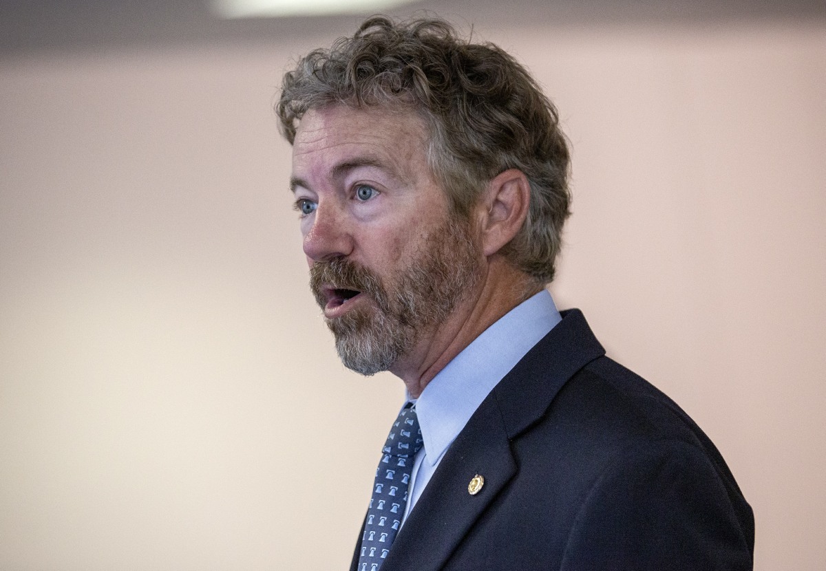 Sen. Rand Paul lies, claims he was ‘attacked’ by an ‘angry mob’ of protesters