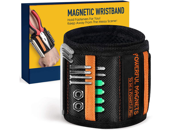 Amazon_MagnetWristband1
