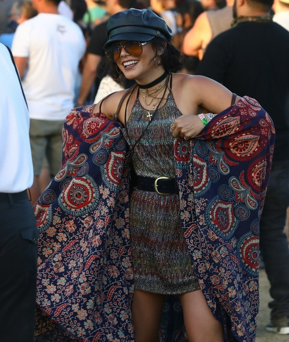 Vanessa dances it out at Coachella Weekend Two with friends