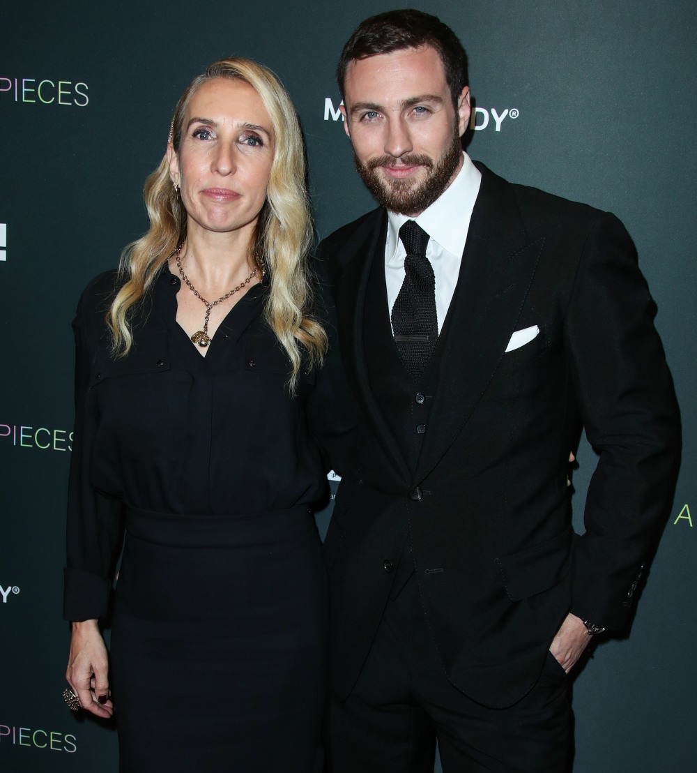 Жена тейлора джонсона. Aaron Taylor Johnson и жена.