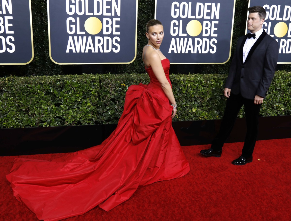 Scarlett Johansson and Colin Jost attending the 77th Annual Golden Globe Awards at The Beverly Hilton Hotel on January 5, 2020 in Beverly Hills, California. | usage worldwide