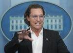 kaltak | Matthew McConaughey, silah kontrolü hakkında konuşmak için Beyaz Saray'a gitti