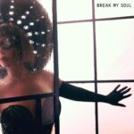 kaltak | Beyonce, yeni single'ı Break My Soul'un şarkı sözü videosunu yayınladı.